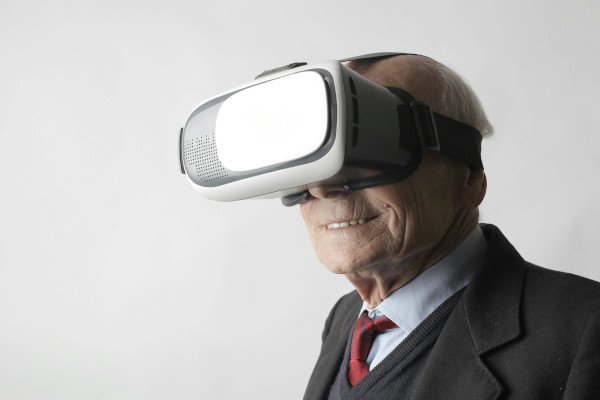 While hybrid and online learning is changing education, technology such as virtual reality is helping experiential learning maintain a strong footing in educating the workforce.